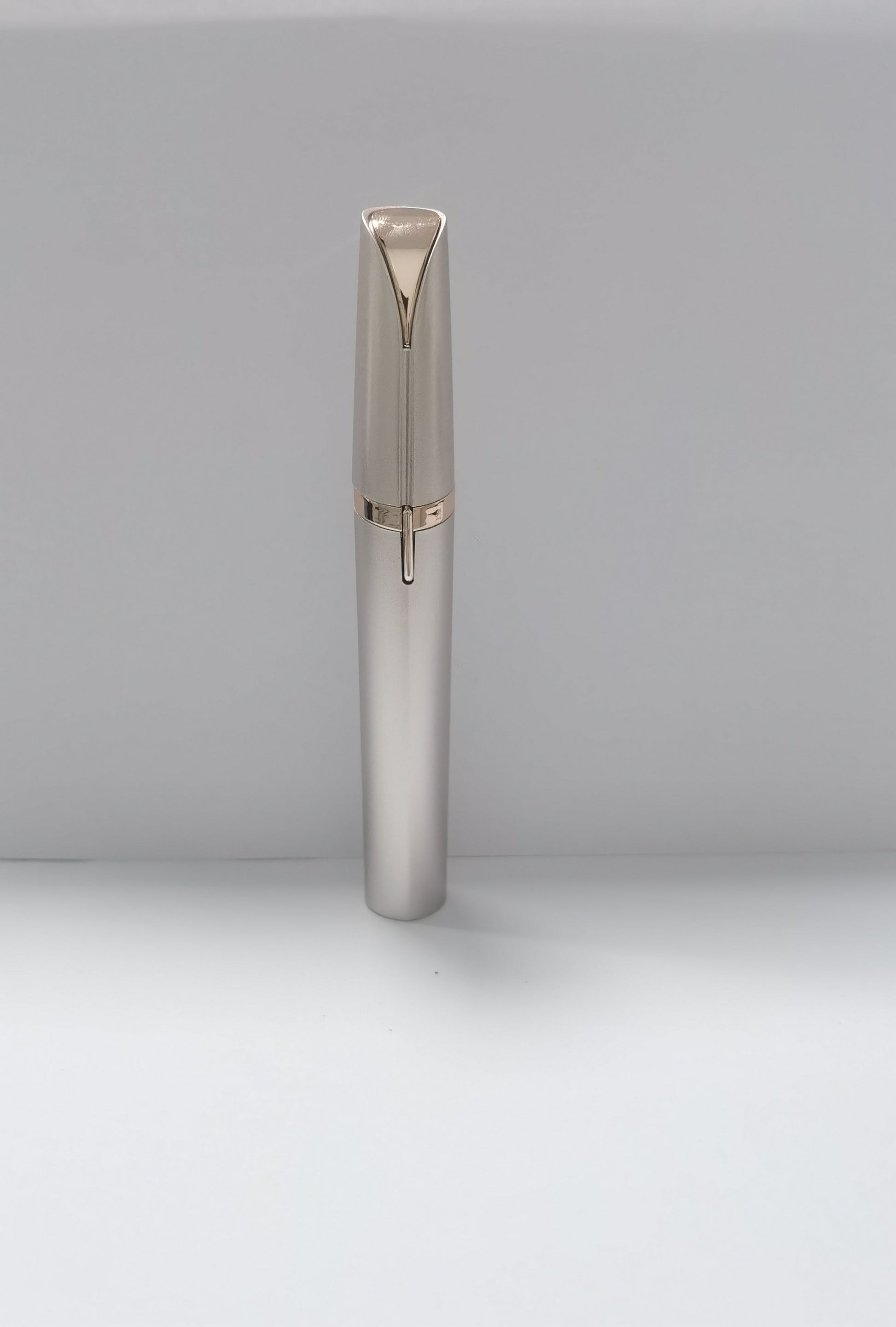 Mini Electric Eyebrow Trimmer Lipstick Brows Pen Hair Remover Painless Razor Epilator with LED Light 